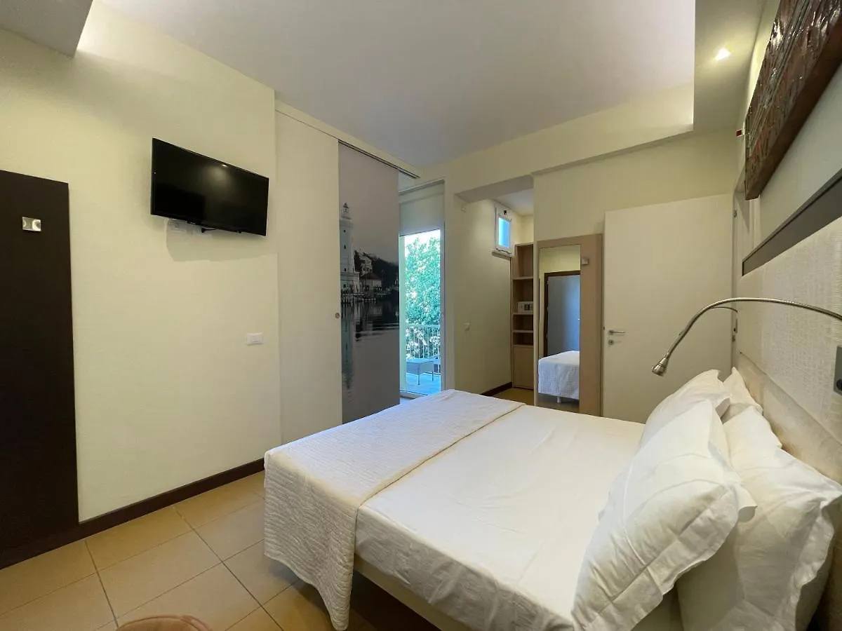 Hotel City ريميني 3*,  إيطاليا