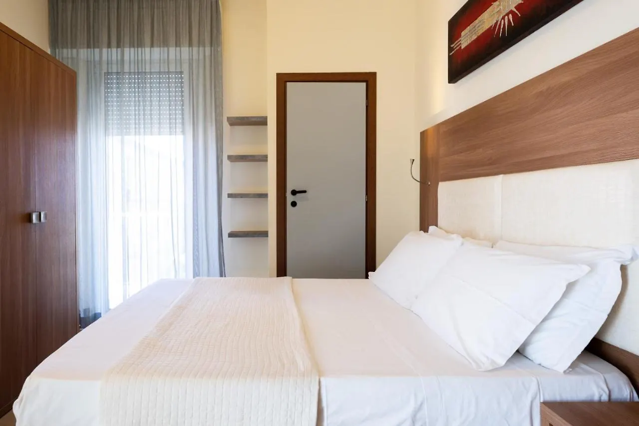 Hotel City ريميني