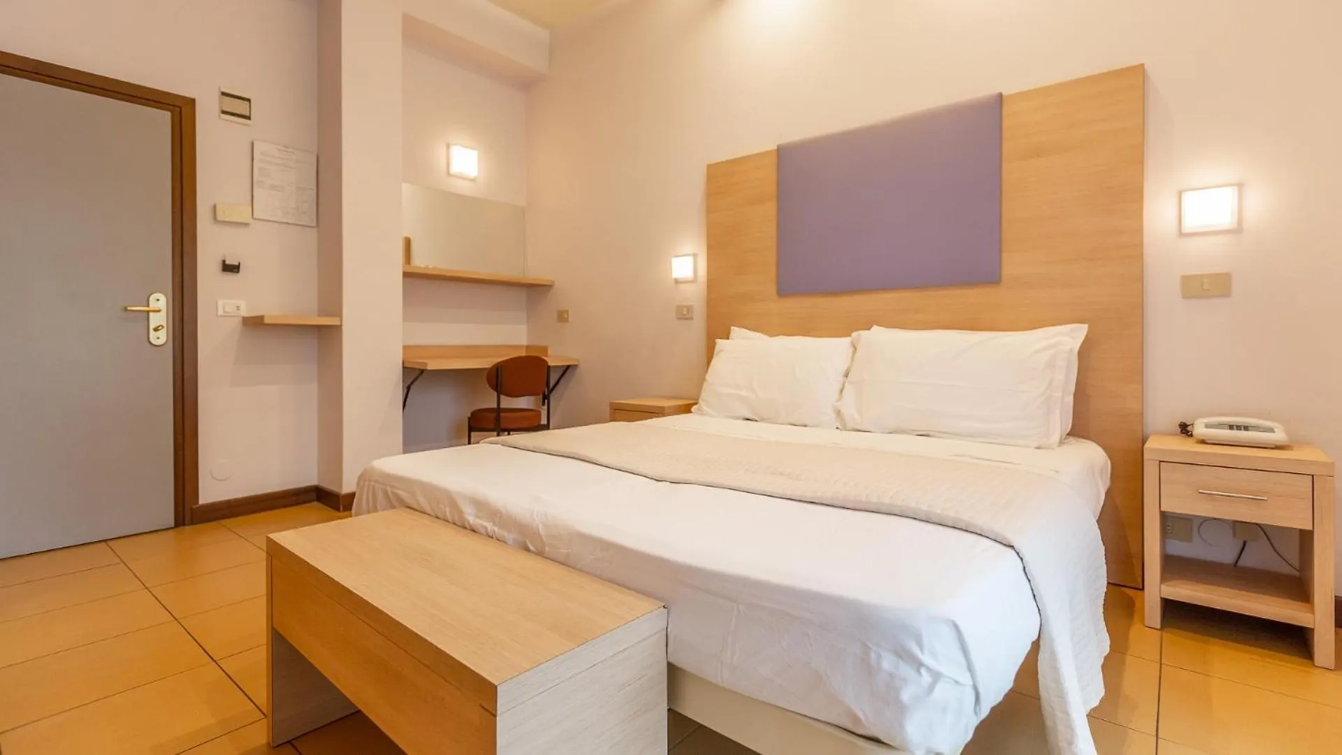 Hotel City ريميني 3*,  إيطاليا
