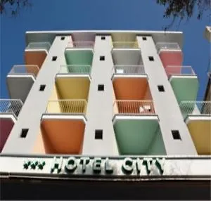 Hotel City ريميني